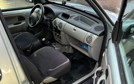 Renault Kangoo II рестайлинг, 2006 год, 395 000 рублей, 12 фотография