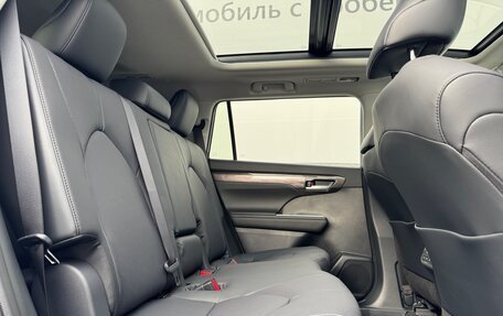 Toyota Highlander, 2025 год, 6 000 000 рублей, 17 фотография