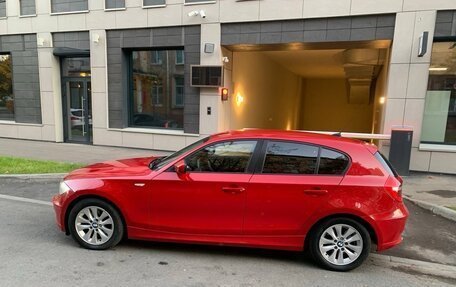 BMW 1 серия, 2010 год, 820 000 рублей, 6 фотография