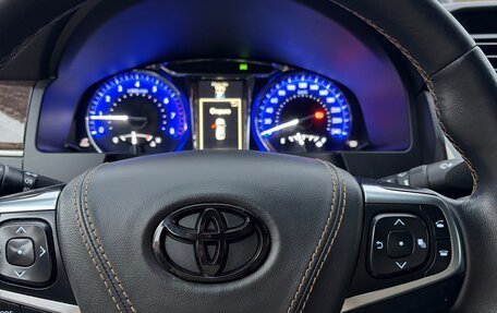 Toyota Camry, 2017 год, 2 300 000 рублей, 27 фотография