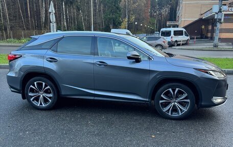 Lexus RX IV рестайлинг, 2021 год, 5 800 000 рублей, 2 фотография