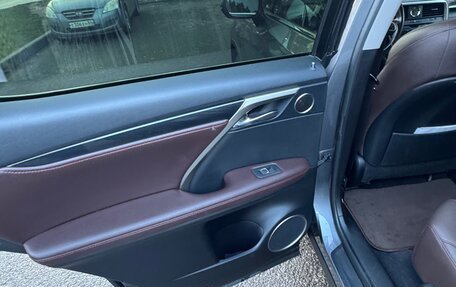 Lexus RX IV рестайлинг, 2021 год, 5 800 000 рублей, 26 фотография