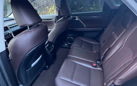 Lexus RX IV рестайлинг, 2021 год, 5 800 000 рублей, 25 фотография