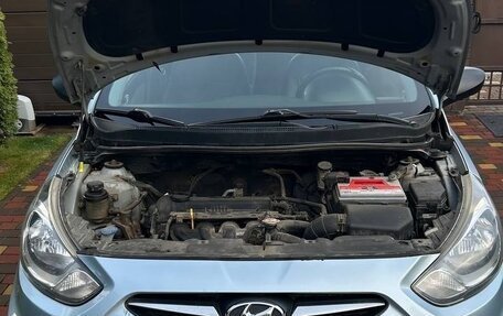 Hyundai Solaris II рестайлинг, 2013 год, 750 000 рублей, 7 фотография