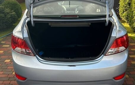 Hyundai Solaris II рестайлинг, 2013 год, 750 000 рублей, 5 фотография