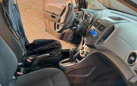 Chevrolet Aveo III, 2013 год, 830 000 рублей, 3 фотография