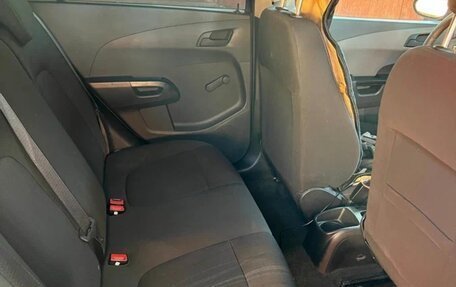 Chevrolet Aveo III, 2013 год, 830 000 рублей, 7 фотография