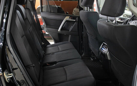 Toyota Land Cruiser Prado 150 рестайлинг 2, 2021 год, 6 898 000 рублей, 12 фотография