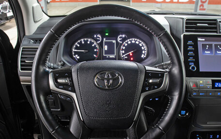 Toyota Land Cruiser Prado 150 рестайлинг 2, 2021 год, 6 898 000 рублей, 17 фотография