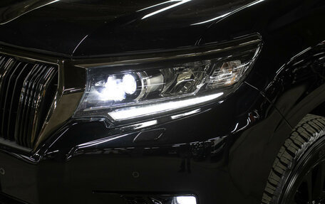 Toyota Land Cruiser Prado 150 рестайлинг 2, 2021 год, 6 898 000 рублей, 23 фотография