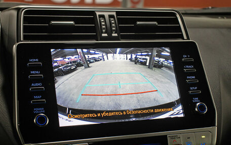 Toyota Land Cruiser Prado 150 рестайлинг 2, 2021 год, 6 898 000 рублей, 21 фотография