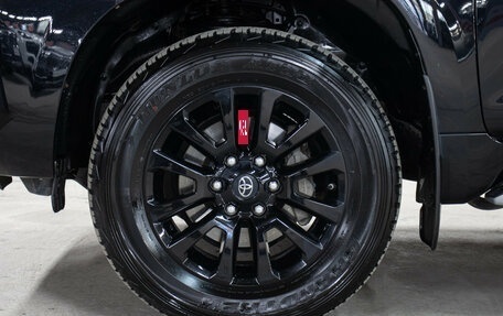 Toyota Land Cruiser Prado 150 рестайлинг 2, 2021 год, 6 898 000 рублей, 26 фотография