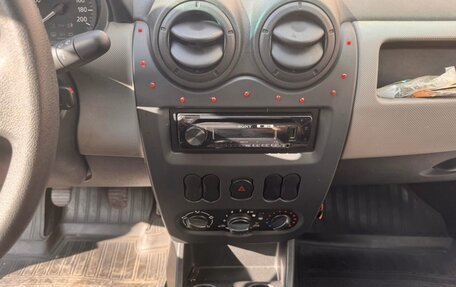 Renault Logan I, 2014 год, 445 000 рублей, 11 фотография