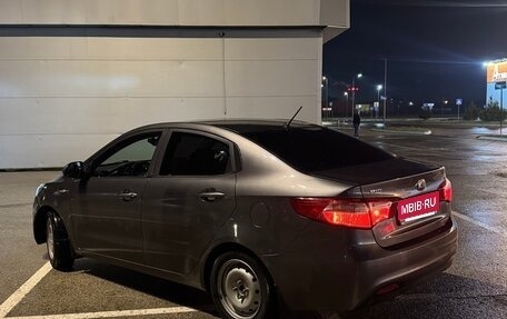 KIA Rio III рестайлинг, 2014 год, 735 000 рублей, 4 фотография