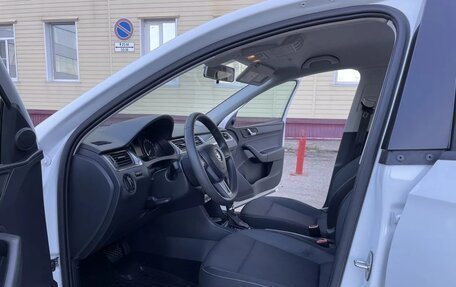 Skoda Rapid I, 2014 год, 977 000 рублей, 6 фотография