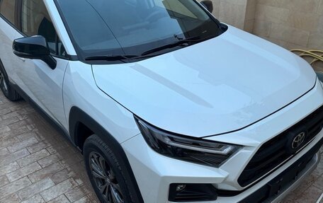 Toyota RAV4, 2025 год, 4 000 000 рублей, 9 фотография