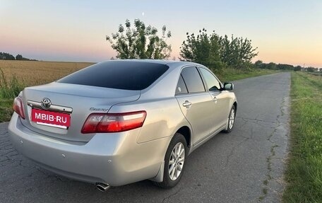 Toyota Camry, 2008 год, 1 300 000 рублей, 6 фотография