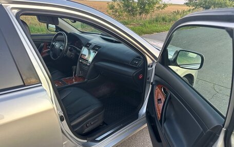 Toyota Camry, 2008 год, 1 300 000 рублей, 17 фотография