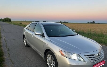 Toyota Camry, 2008 год, 1 300 000 рублей, 9 фотография