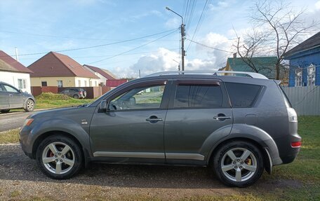 Mitsubishi Outlander III рестайлинг 3, 2007 год, 850 000 рублей, 4 фотография