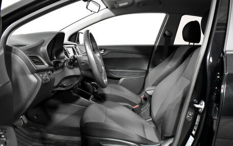 Hyundai Solaris II рестайлинг, 2021 год, 1 690 000 рублей, 10 фотография