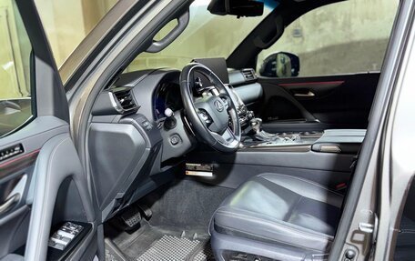 Lexus LX, 2024 год, 13 300 000 рублей, 8 фотография