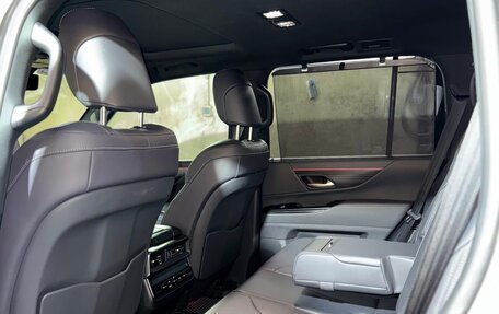 Lexus LX, 2024 год, 13 300 000 рублей, 33 фотография