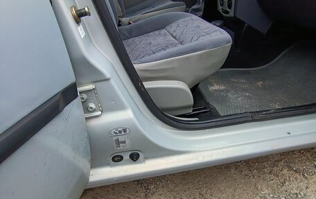 Renault Logan I, 2005 год, 350 000 рублей, 10 фотография