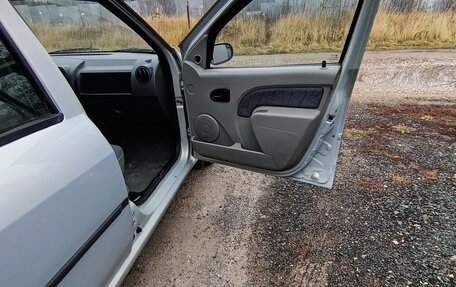 Renault Logan I, 2005 год, 350 000 рублей, 11 фотография