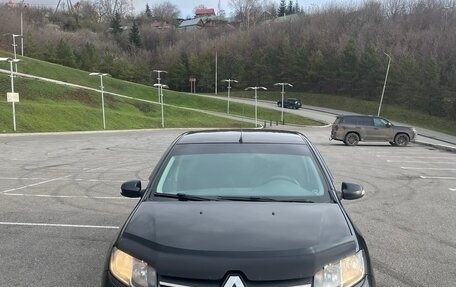 Renault Sandero II рестайлинг, 2015 год, 720 000 рублей, 1 фотография