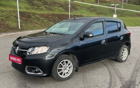 Renault Sandero II рестайлинг, 2015 год, 720 000 рублей, 5 фотография