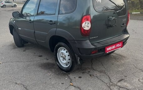 Chevrolet Niva I рестайлинг, 2011 год, 450 000 рублей, 3 фотография