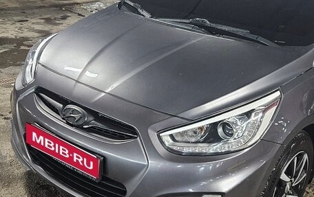 Hyundai Solaris II рестайлинг, 2014 год, 900 000 рублей, 8 фотография