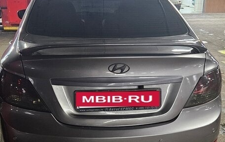 Hyundai Solaris II рестайлинг, 2014 год, 900 000 рублей, 7 фотография