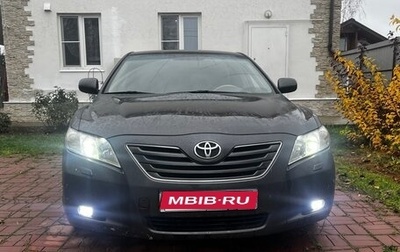 Toyota Camry, 2006 год, 900 000 рублей, 1 фотография