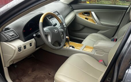 Toyota Camry, 2006 год, 900 000 рублей, 10 фотография