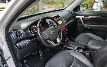 KIA Sorento II рестайлинг, 2013 год, 1 690 000 рублей, 16 фотография