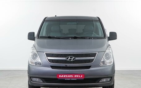 Hyundai H-1 II рестайлинг, 2010 год, 1 218 700 рублей, 3 фотография