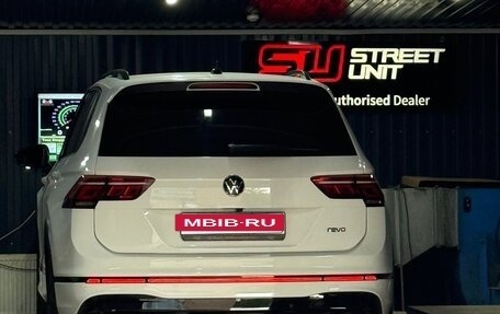 Volkswagen Tiguan II, 2021 год, 4 100 000 рублей, 3 фотография