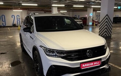 Volkswagen Tiguan II, 2021 год, 4 100 000 рублей, 1 фотография