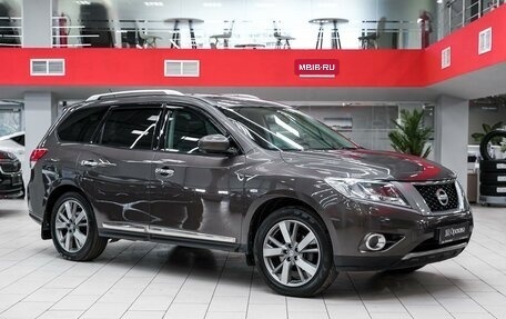 Nissan Pathfinder, 2015 год, 1 549 000 рублей, 3 фотография