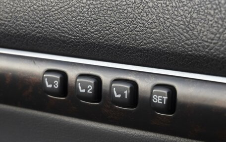 Toyota Land Cruiser 200, 2008 год, 2 599 000 рублей, 23 фотография