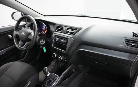 KIA Rio III рестайлинг, 2013 год, 590 000 рублей, 10 фотография