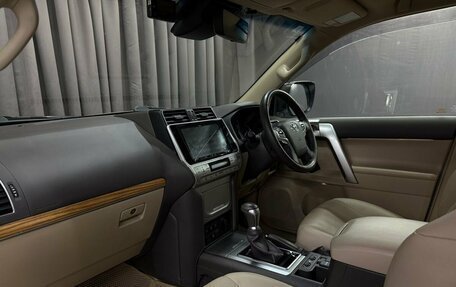 Toyota Land Cruiser Prado 150 рестайлинг 2, 2021 год, 5 899 888 рублей, 17 фотография