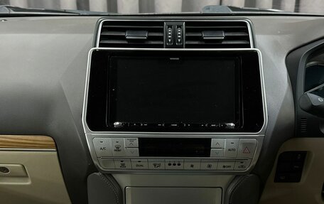 Toyota Land Cruiser Prado 150 рестайлинг 2, 2021 год, 5 899 888 рублей, 12 фотография