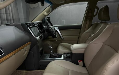 Toyota Land Cruiser Prado 150 рестайлинг 2, 2021 год, 5 899 888 рублей, 18 фотография