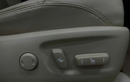 Toyota Land Cruiser Prado 150 рестайлинг 2, 2021 год, 5 899 888 рублей, 23 фотография