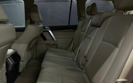 Toyota Land Cruiser Prado 150 рестайлинг 2, 2021 год, 5 899 888 рублей, 36 фотография