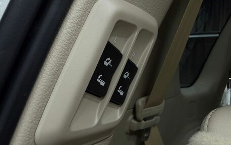 Toyota Land Cruiser Prado 150 рестайлинг 2, 2021 год, 5 899 888 рублей, 27 фотография