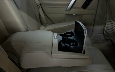 Toyota Land Cruiser Prado 150 рестайлинг 2, 2021 год, 5 899 888 рублей, 32 фотография